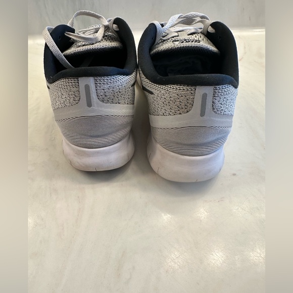 Nike free run size 7.5 - Picture 3 of 8